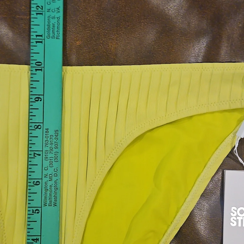 SOLID &‎ STRIPED The Elle Ribbed Bikini Bottom: Chartreuse: Size- Large